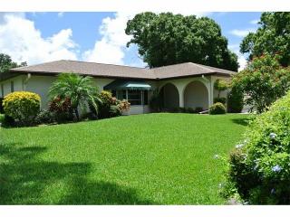 2215 40th St, Bradenton, FL 34205-1375
