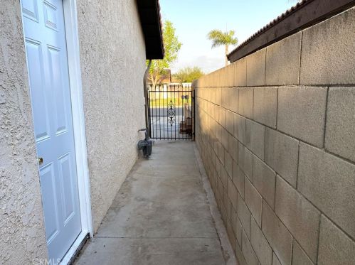 6055 Scheelite St, Riverside CA  92509-5050 exterior