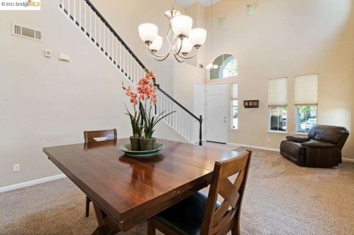 42 Vitruvius Ct, Oakley CA  94561-1778 exterior