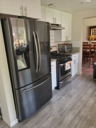 6742 Dove Ln, Riverside CA  92506-5000 exterior