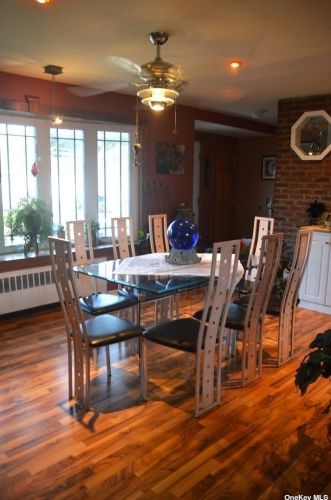 355 Heathcote Rd, North Lindenhurst NY  11757-1744 exterior