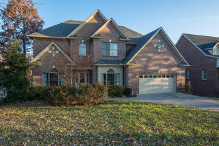 1912 Shady Hollow Ln, Knoxville, TN 37922-8807