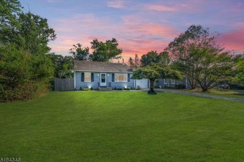 202 Voorhees Corner Rd, Flemington NJ  08822-3351 exterior