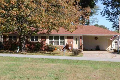132 County Rd 146, Riceville TN  37370-5535 exterior