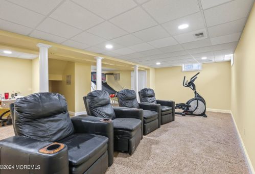 3 Sarah Ct, Jackson Twp NJ  08527-4760 exterior