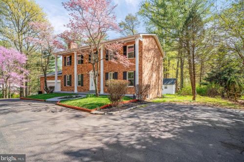 4424 Sudley Rd, Gainesville, VA 20155-1234