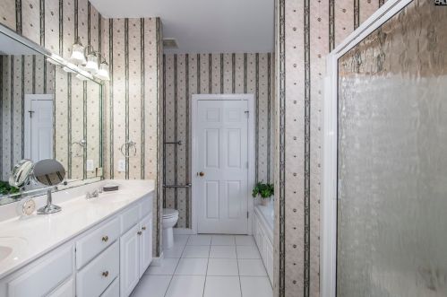 140 Clubhouse Dr, Cayce-West Columbia SC 29172-2584 exterior