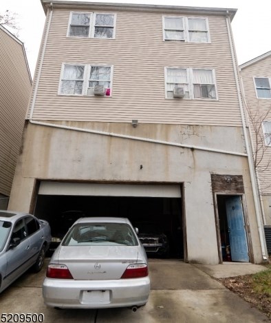 66 3 St, Paterson NJ 07522-1845 exterior