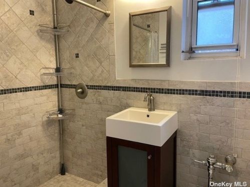 284 Central Ave, Meadowmere Park, NY 11559-1580