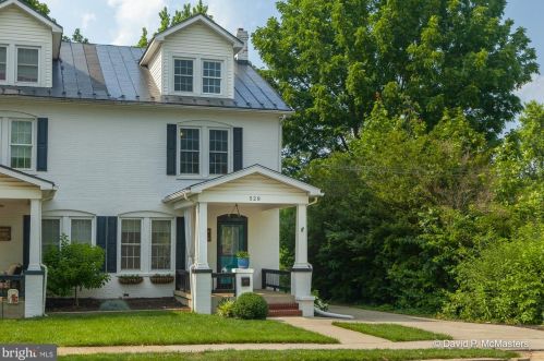 528 Liberty St, Charles Town WV  25414-1830 exterior