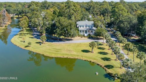 131 Park Ave, Beaufort, SC 29906-9136