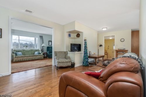 855 County Road 579, Flemington NJ 08822-5648 exterior