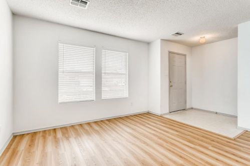 3944 Golden Horn Ln, Fort Worth, TX 76123-2562