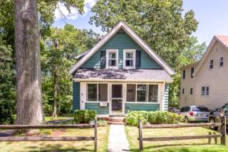 4 Burrows Ave, Bernardsville, NJ 07924-2534