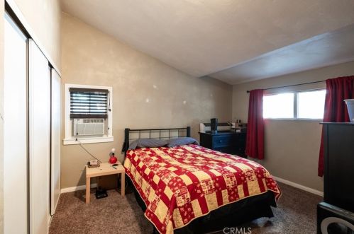 15226 Calle Los Hidalgos, Santa Clarita CA  91390-1035 exterior