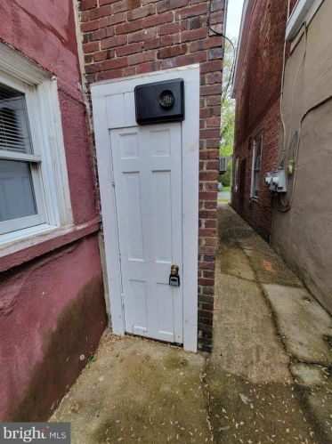 424 Clinton St, Delaware City DE  19706-7712 exterior