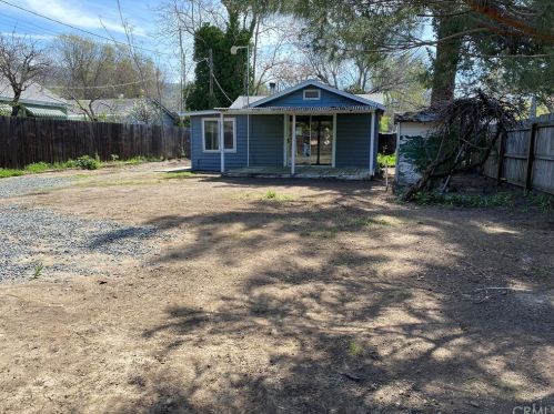 6067 1st Ave, Lucerne, CA