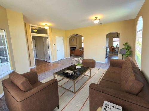 99 Ainsworth Way, Folsom CA  95630-7600 exterior