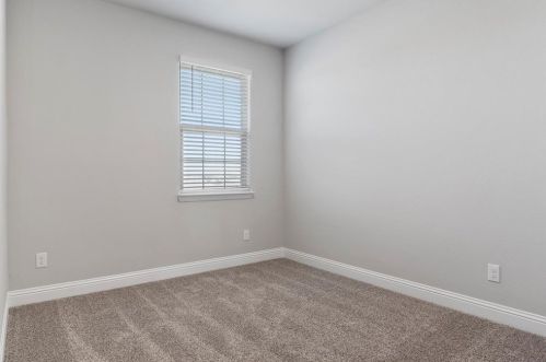 1105 Whispering Hills Dr, Midlothian TX  76063-6603 exterior