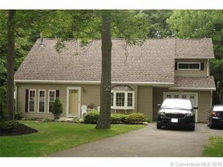 42 Putting Green Ln, Waterbury, CT 06712-1541