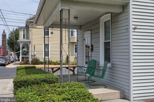 101 Rosanna St, Hummelstown PA  17036-1519 exterior