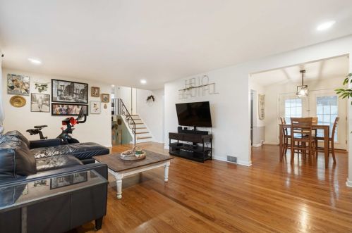 816 7th St, Oakmont PA  15139-1429 exterior