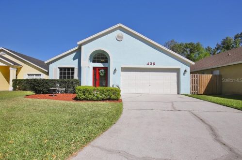 425 Tree Shore Dr, Orlando, FL 32825-5952