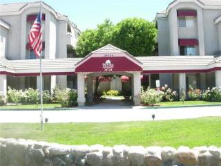 24724 Valley St, Santa Clarita CA  91321-2660 exterior