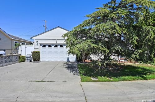 120 Rockwood Dr, South San Francisco, CA 94080-5749