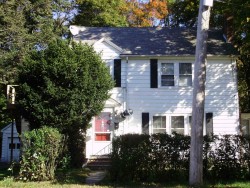 106 Cedric Rd, Newton, MA 02459-2424
