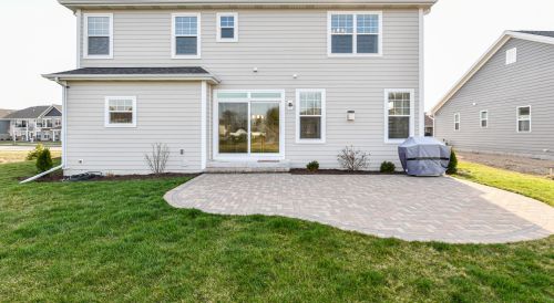 9110 Creekside Cir, Kenosha WI  53158-3245 exterior