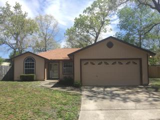 8451 Charlesgate Cir, Jacksonville, FL 32244-6327