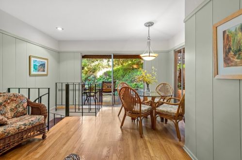 3870 Carpenter Ave, North Hollywood CA  91604-3729 exterior