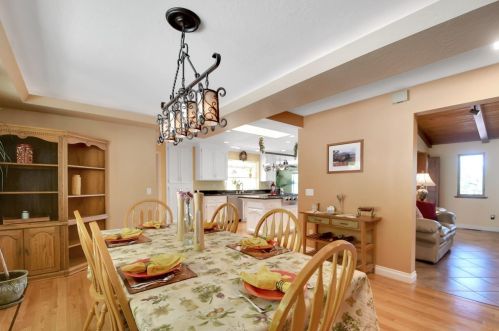 18883 Hummingbird Dr, Lake Wildwood CA  95946-9694 exterior