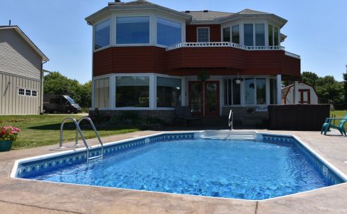 1879 Shoshone Dr, London, OH 43140-9020