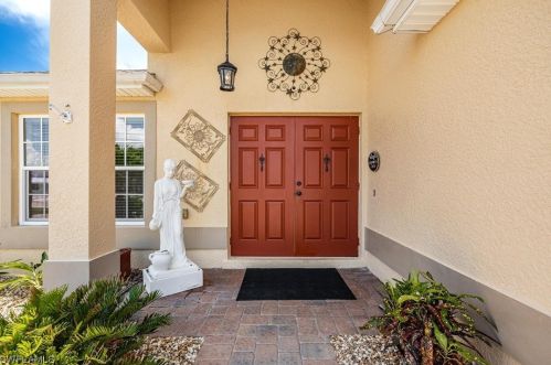 3631 Jade Ave, Saint James City, FL 33956-2206