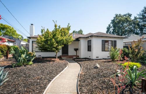 1034 Vallejo St, Santa Rosa, CA 95404-5141