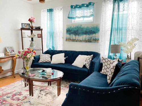 130 50th St, Bayonne, NJ 07002-3104