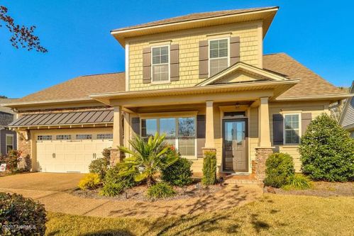2246 Curly Maple Wynd Ct, Belville, NC 28451-6451