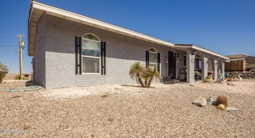 3195 Rustler Dr, Lake Havasu City, AZ 86404-4017