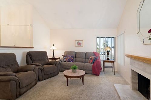 2445 Madroncillo St, San Diego CA 92114-1626 exterior