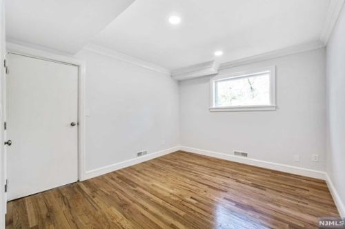 187 Charlotte Pl, Englewood NJ  07632-1615 exterior