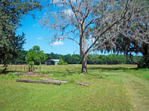 5085 152nd Ln, Flemington, FL 32686-3202