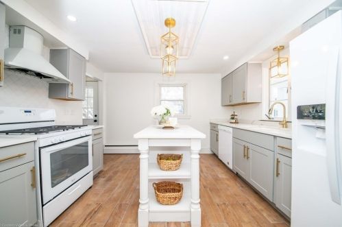 156 Cornell St, New Bedford MA  02740-1714 exterior