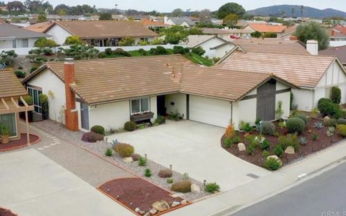 16670 Bernardo Oaks Dr, San Diego CA  92128-2837 exterior