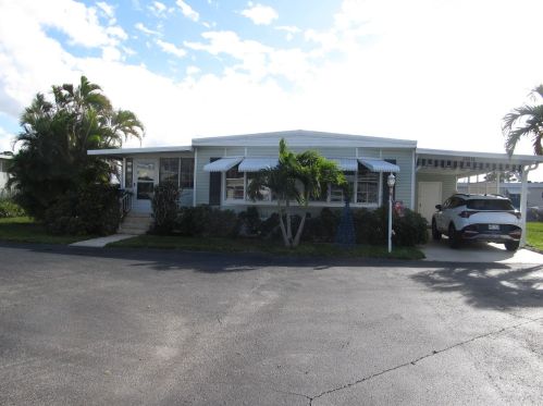38016 Frenchmans Bay, Boynton Beach, FL 33436-1957