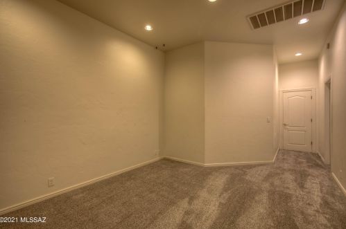 2570 Castle Rock Dr, Tucson AZ exterior