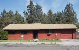 832 6th St, Bend, OR 97701-4720