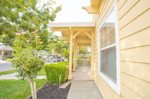 1710 Humboldt Ct, Los Banos CA  93635-5392 exterior