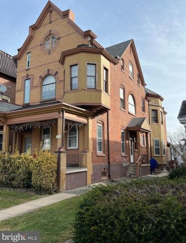 520 Haws Ave, Norristown, PA 19401-4566